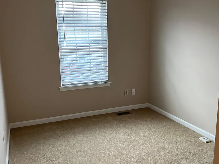 408 Naughty Ln — Photo 13