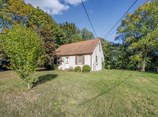 16 Bruce Ln, Meriden, CT 06451