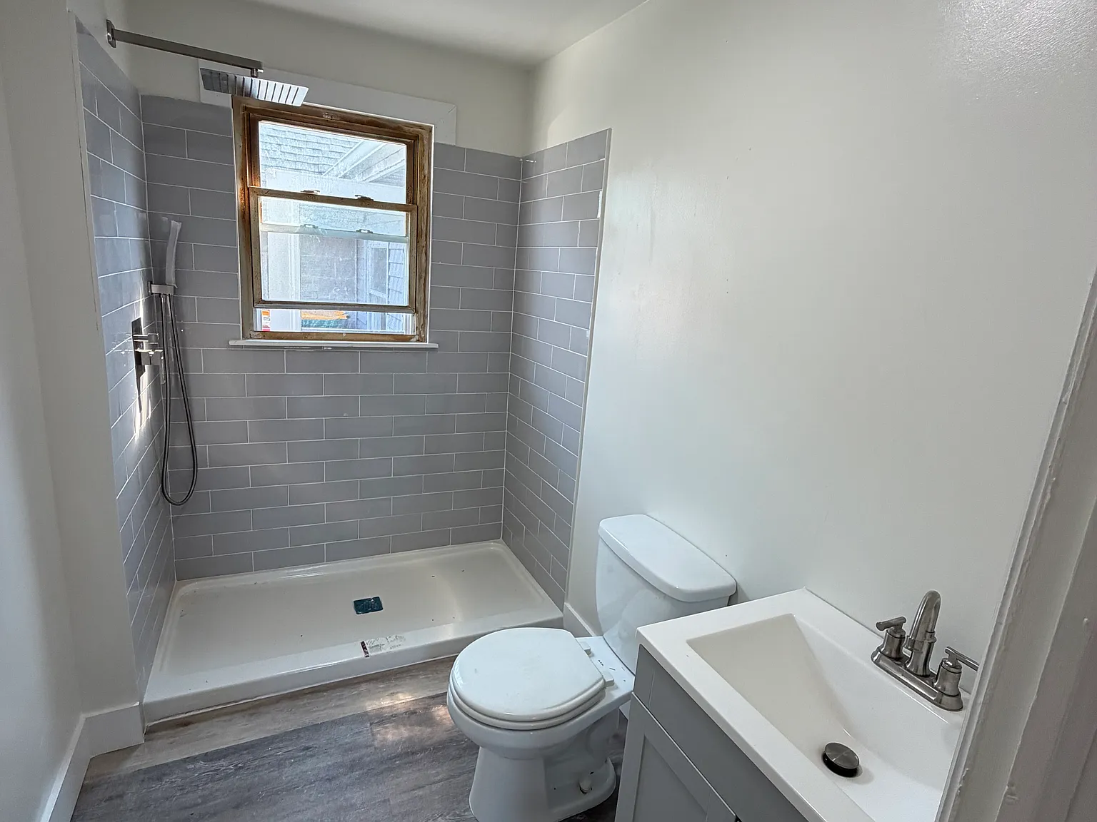2 bed, 1.5 bath, 843 sqft, $1,750 — Photo 4