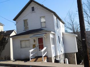 120 Jefferson St, Simpson, PA 18407