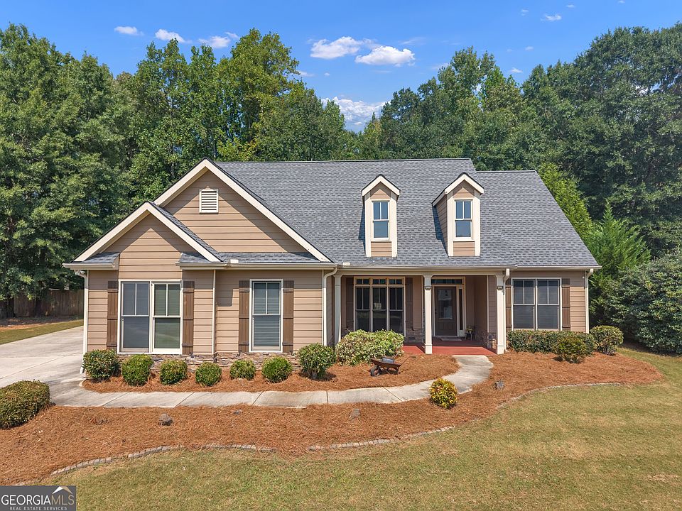 1st image of 77 Gorham Gates Dr