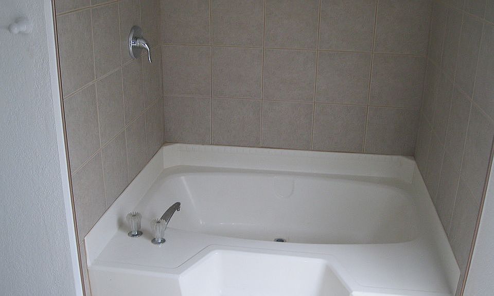1st image of 6104 174th St NW