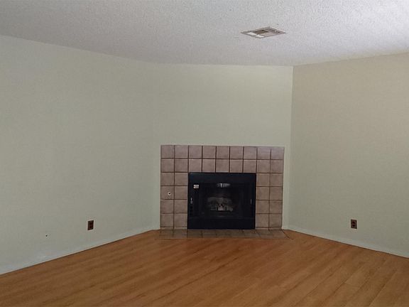 4th image of 6735 W Charleston Blvd APT 3