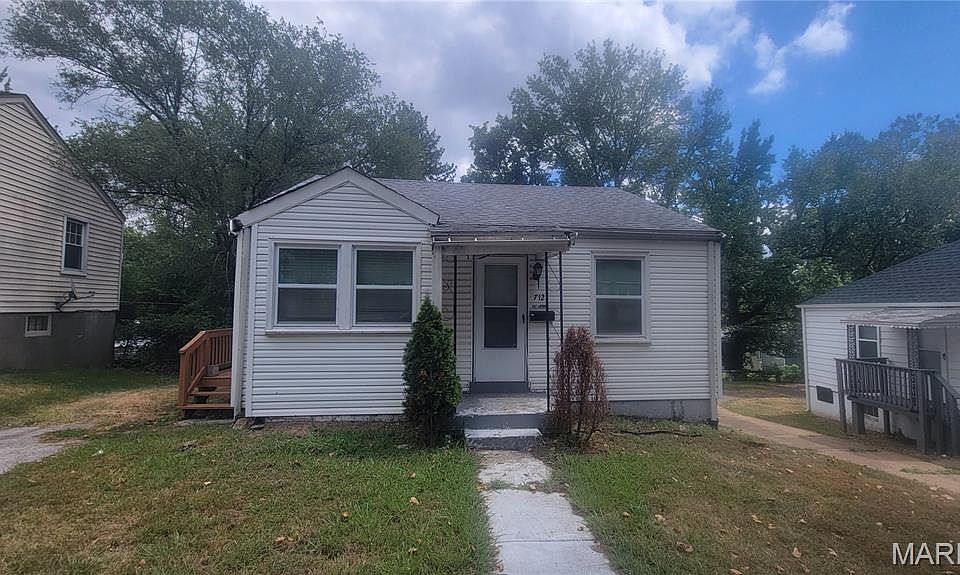 1st image of 7121 Lamont Dr