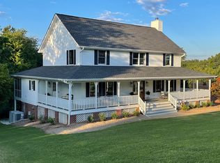 1835 Bay Pointe Dr, Hixson, TN 37343