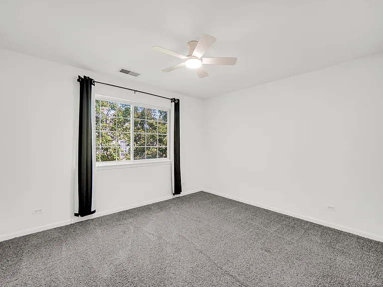 2290 Scott Ln #2290 — Photo 17