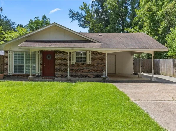 30686 Symphony Ln, Albany, LA 70711