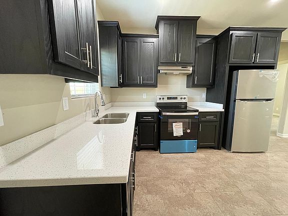 4th image of 522 S Kentucky St #1