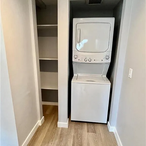 1401 Crestridge Dr — Photo 16
