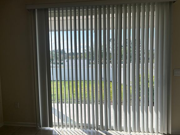 4th image of 509 Spanish Oaks Way