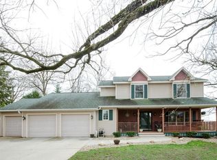 2603 Lancelot Ln NW, Cedar Rapids, IA 52405