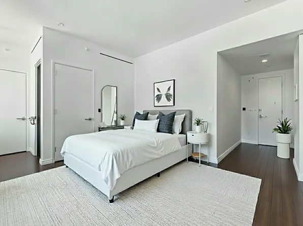 232 East 54th Street image 3 of 18