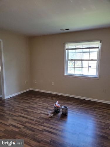 2nd image of 650 W 11th St