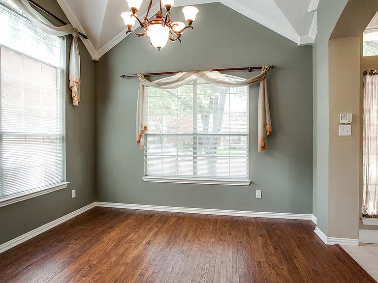 2221 Briary Trace Ct — Photo 12