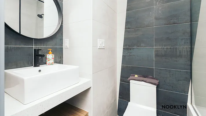 Rented by Nooklyn NYC LLC | media 29