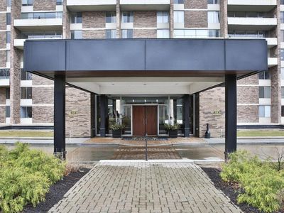 1000 Urlin Ave APT 1505, Grandview, OH, 43212