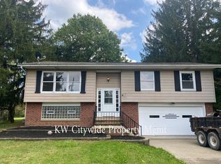 19415 Bennett Rd, North Royalton, OH 44133