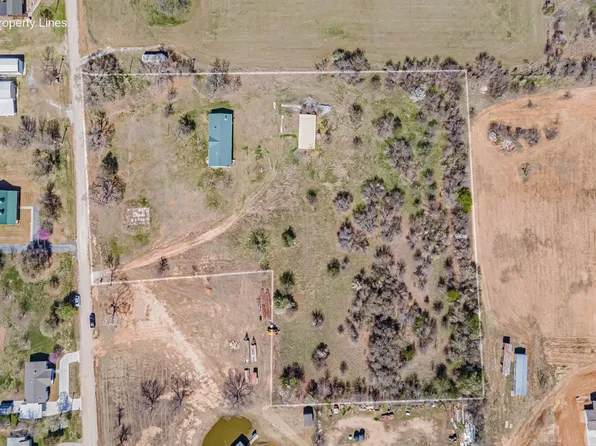 1141 N Bell St, De Leon, TX 76444