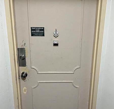 2nd image of 1301 Miami Gardens Dr APT 1701W