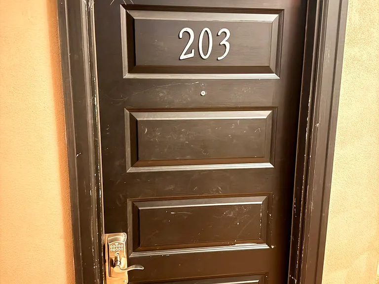 151 N Fountain St — Photo 41