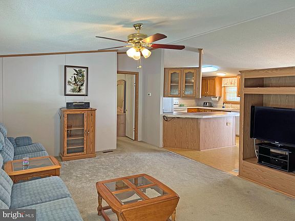 5th image of 23 Whitehaven Way #59