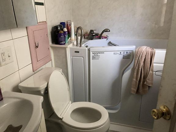 5th image of 3632 N 36th STREET