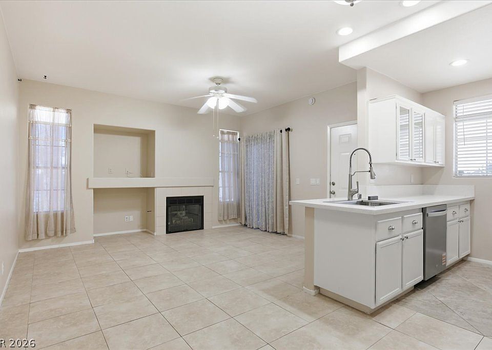 1st image of 2201 Ramsgate Dr APT 818