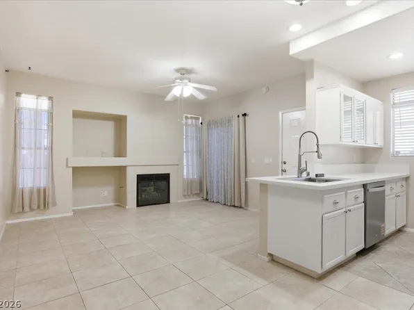 2201 Ramsgate Dr APT 818, Henderson, NV 89074