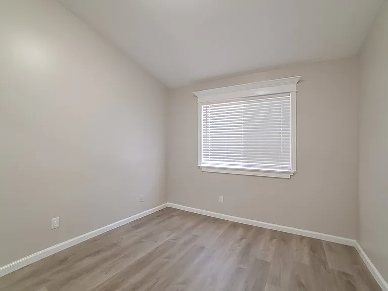 1297 E Tradewind Dr — Photo 13