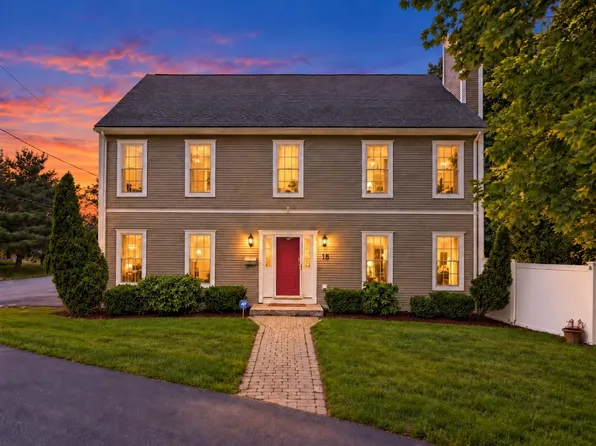 18 Rosegate Rd, Needham, MA 02494