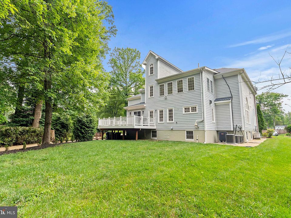 2nd image of 4707 Briggs Rd