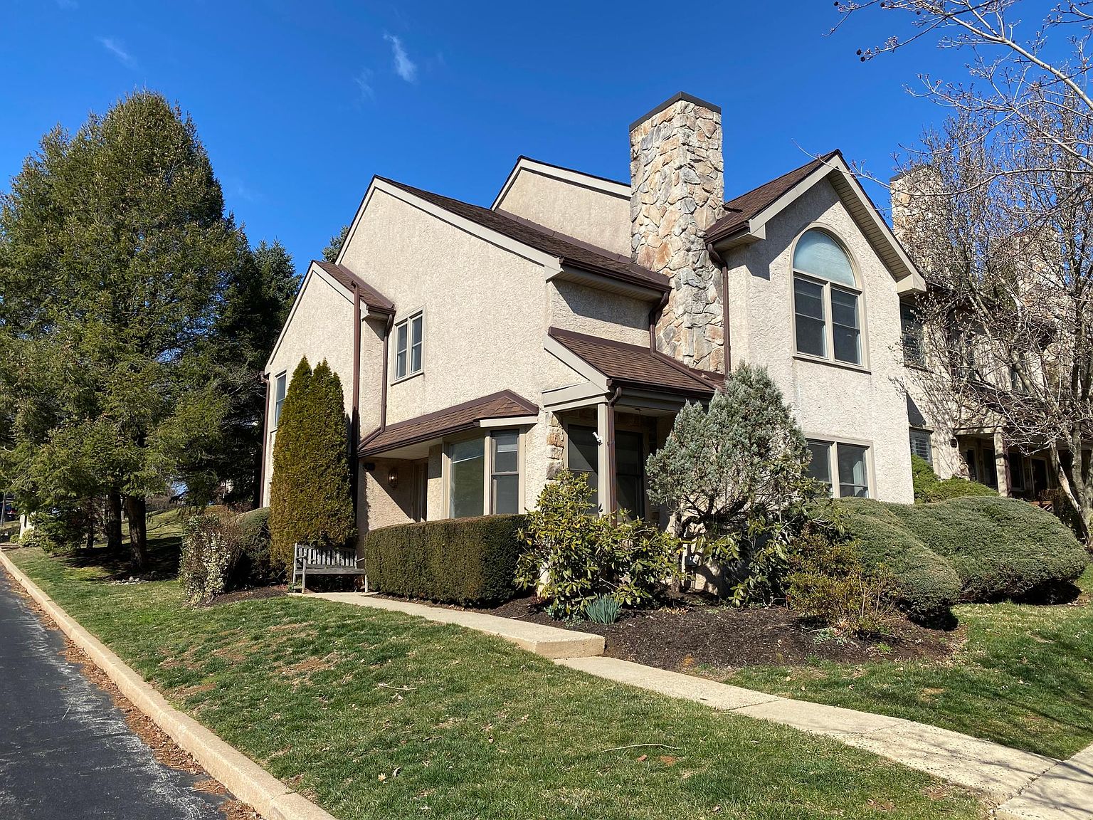 49 Woodstream Dr, Chesterbrook, PA 19087 Zillow