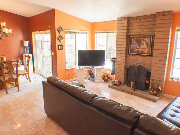4th image of 3233 Iberian Dr