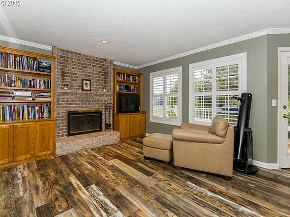 2nd image of 1800 Bay Meadows Dr