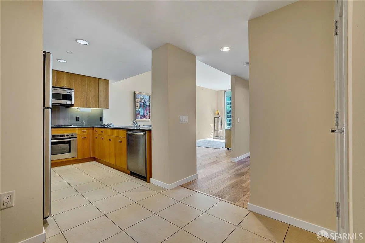 1 bed, 1.0 bath, 691 sqft, $5,195 — Photo 3