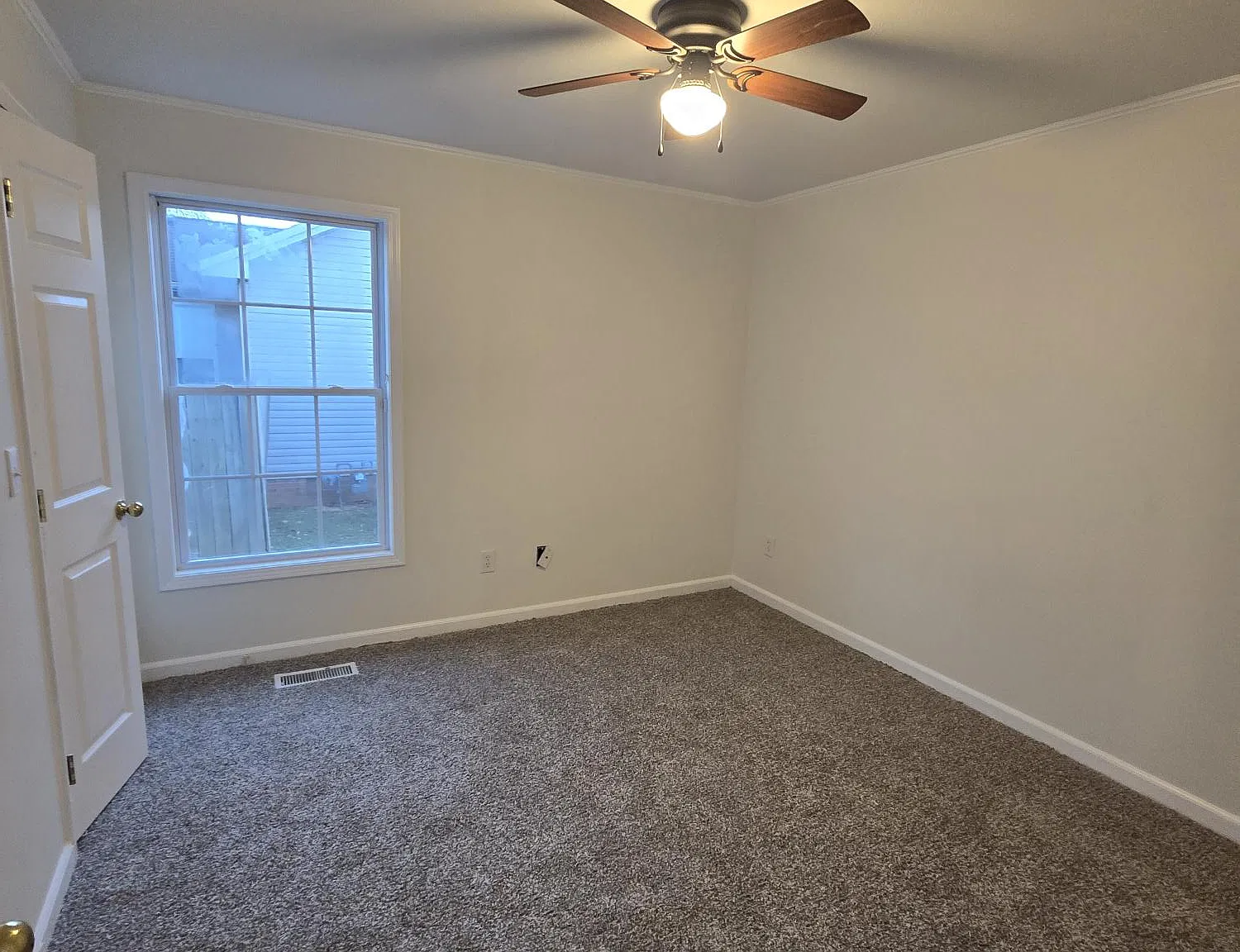 3 bed, 1731 sqft, $1,800 — Photo 3