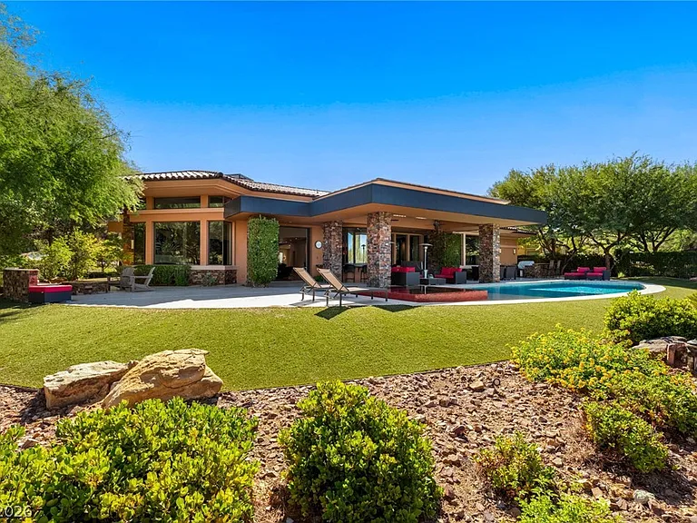 2 Castle Oaks Ct — Photo 47
