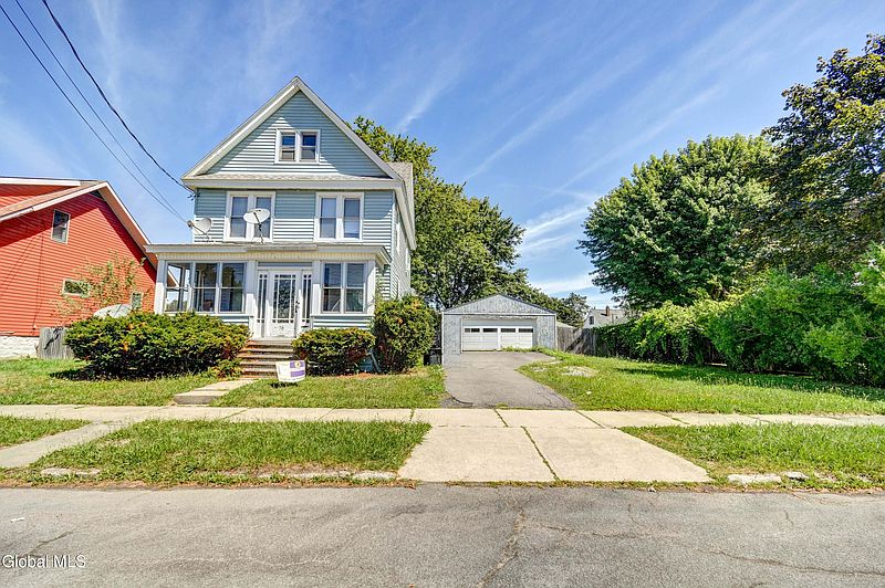 3rd image of 76 McCleary Avenue