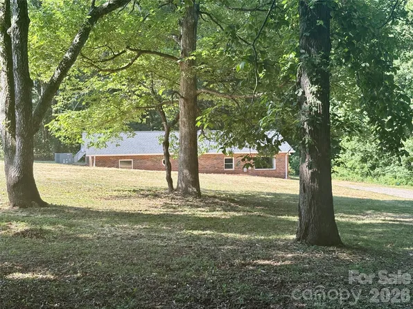 254 Beechwood Farm Rd, Statesville, NC 28625