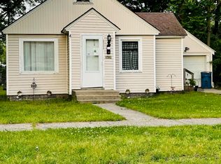 2128 Superior St, Muskegon Heights, MI 49444