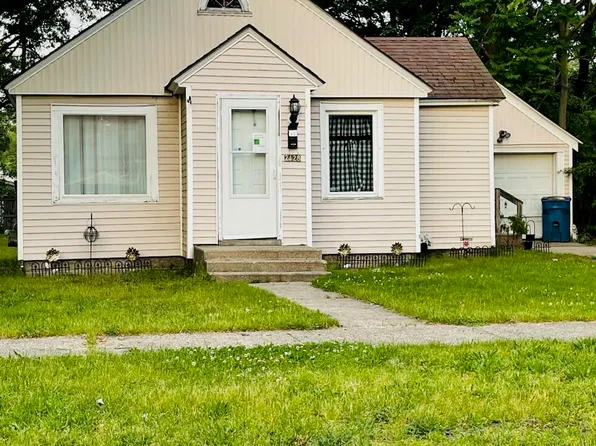 2128 Superior St, Muskegon Heights, MI 49444
