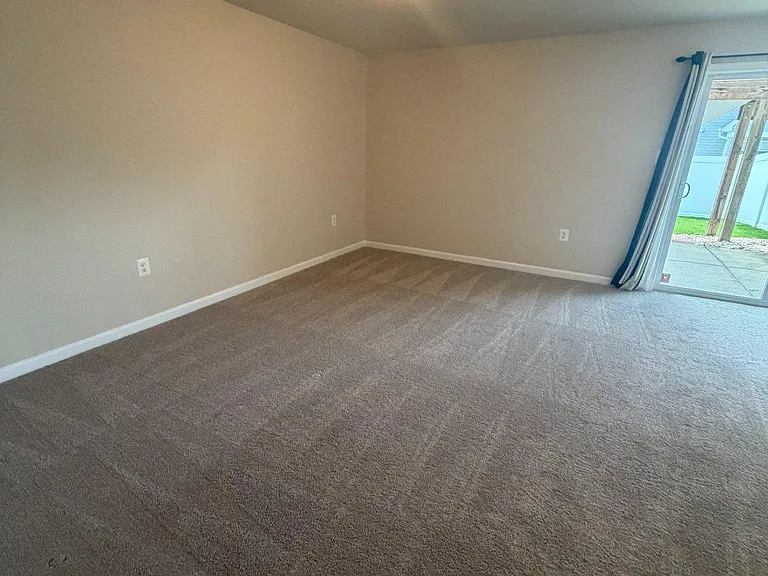 45632 Bethfield Way — Photo 29