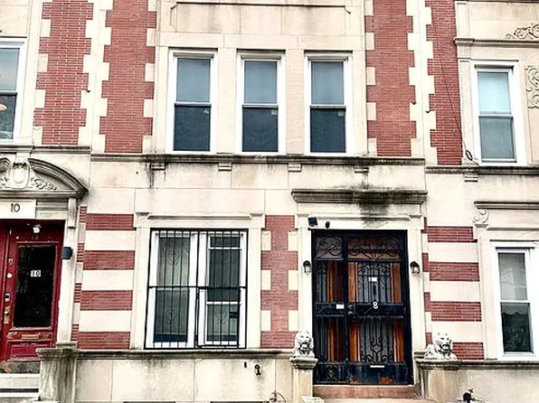 8 Saint Charles Pl, Brooklyn, NY 11216