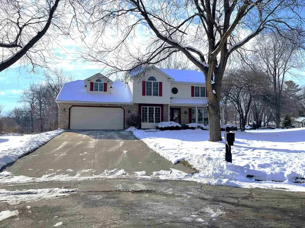 108 Arbury Ct, Cottage Grove, WI 53527