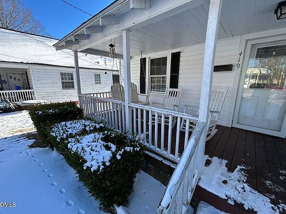 3rd image of 419 Oak St