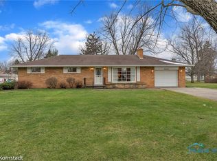 28645 Snyder Dr, Millbury, OH 43447