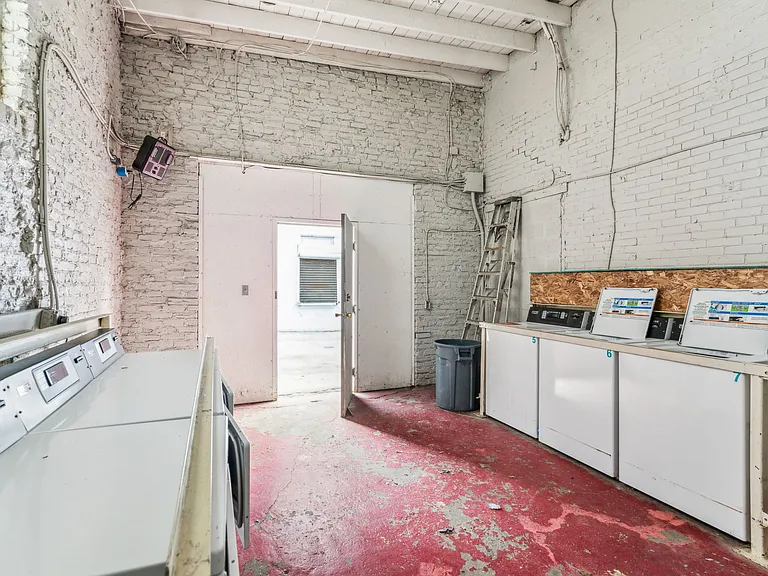 4135 Ridge Ave #3 — Photo 16