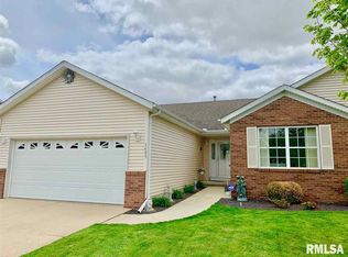 1605 Geneva, Peoria, IL 61615