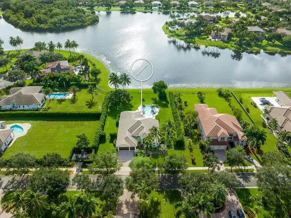 3698 Gulfstream Way, Davie, FL 33328