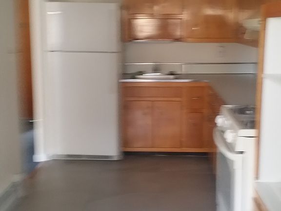 2nd image of 3075 38th Street # Fl 3rd